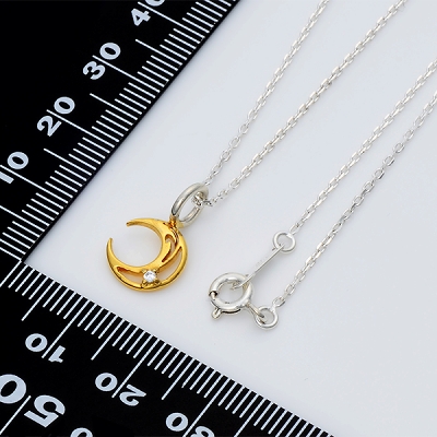 シルバーネックレス