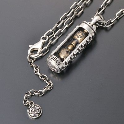 シルバーネックレス