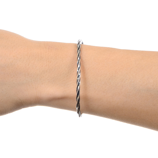 シルバーバングル