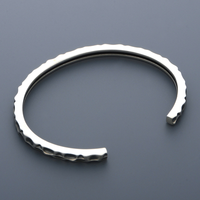 シルバーバングル