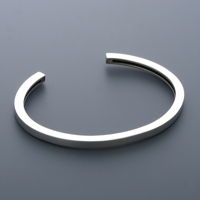 シルバーバングル