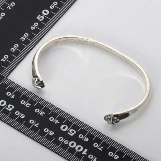 シルバーバングル