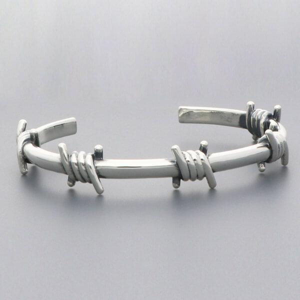 シルバーバングル