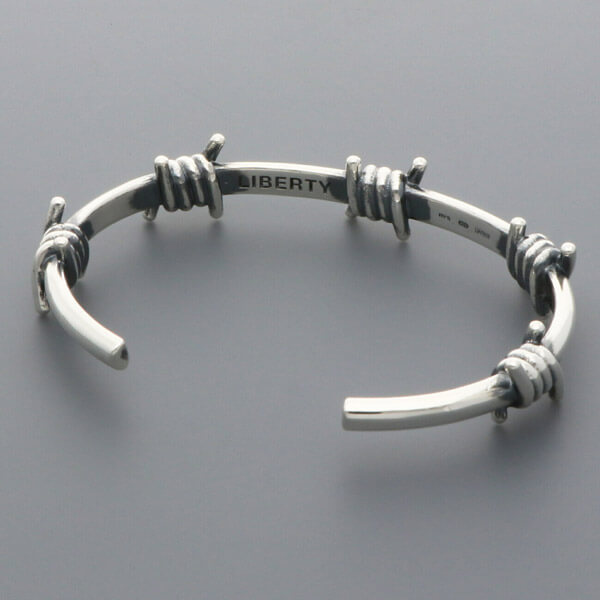 シルバーバングル