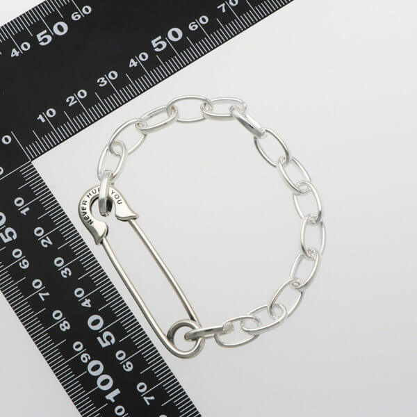 シルバーブレスレット