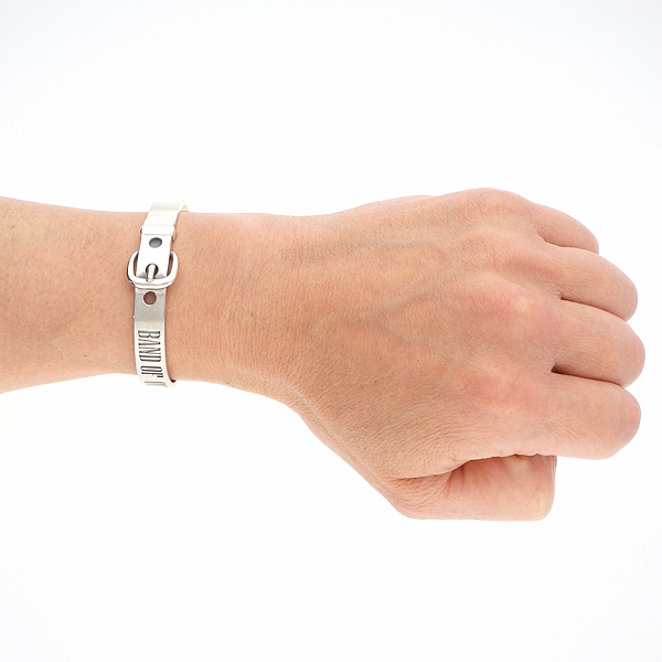 シルバーバングル