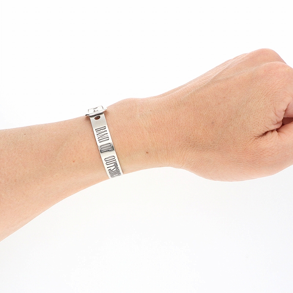 シルバーバングル