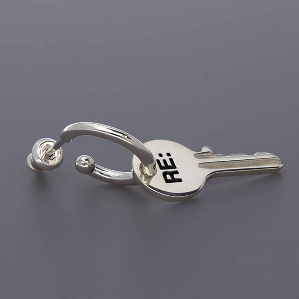 シルバーピアス(片耳用)