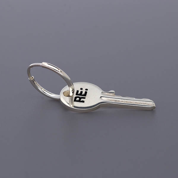 シルバーピアス(片耳用)