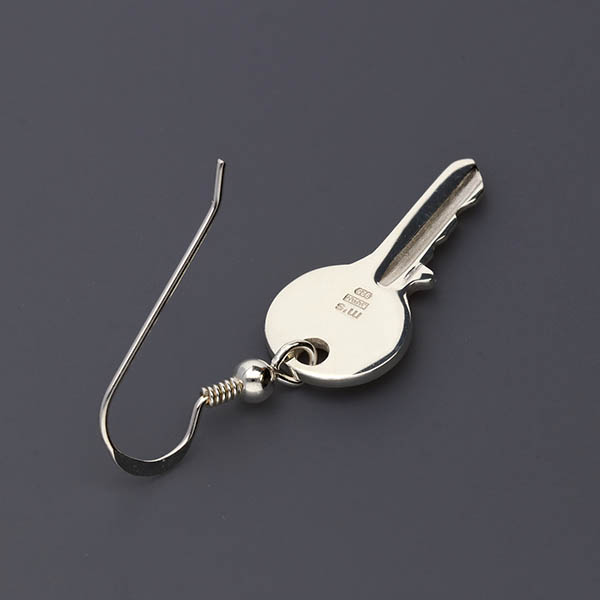 シルバーピアス(片耳用)