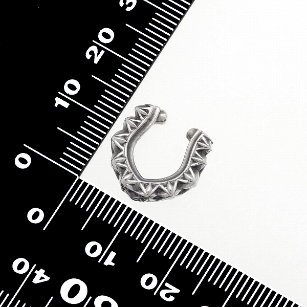 シルバーイヤーカフ