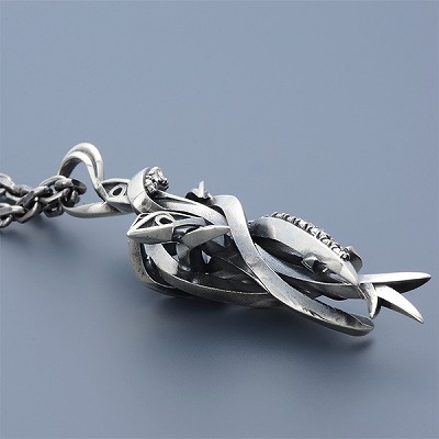 シルバーネックレス