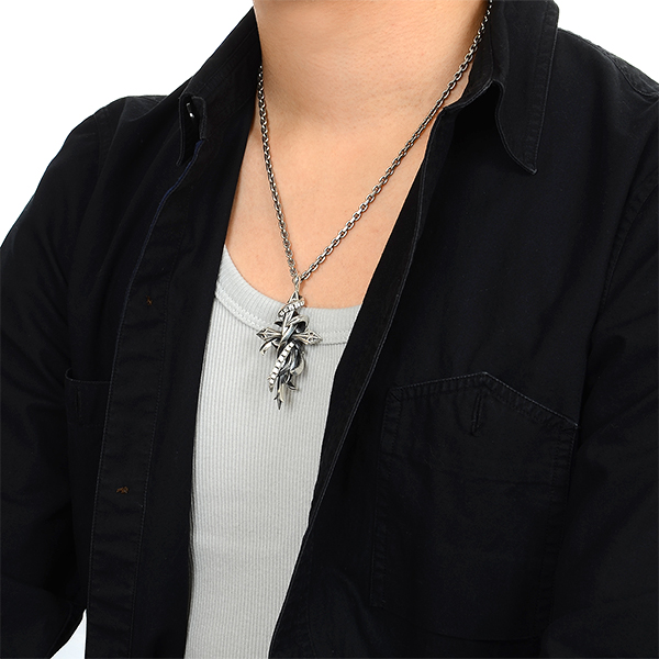 シルバーネックレス