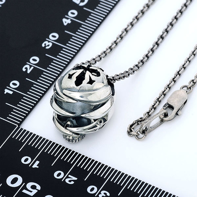 シルバーネックレス