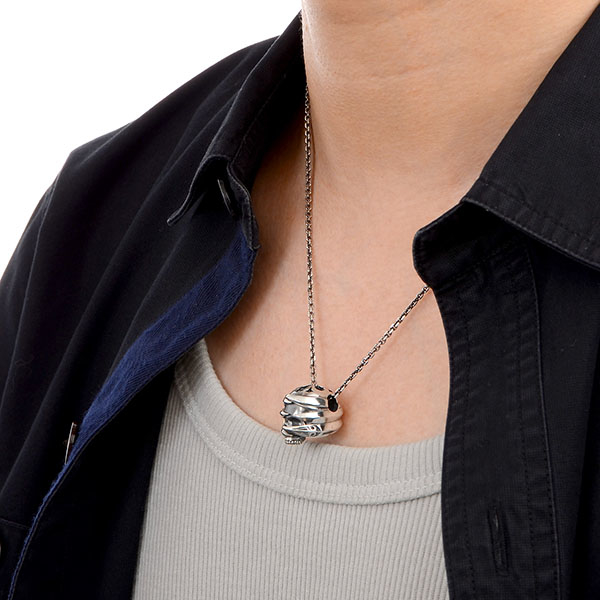 シルバーネックレス