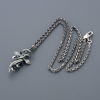 シルバーネックレス