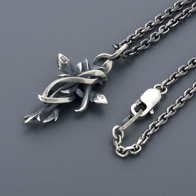 シルバーネックレス