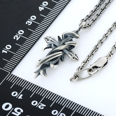 シルバーネックレス