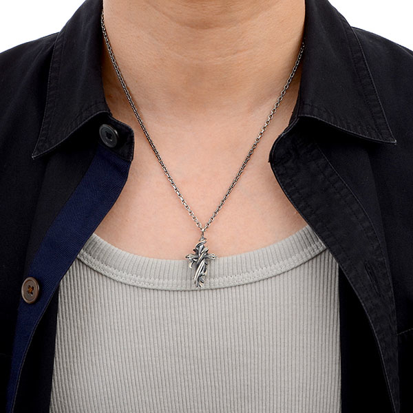 シルバーネックレス