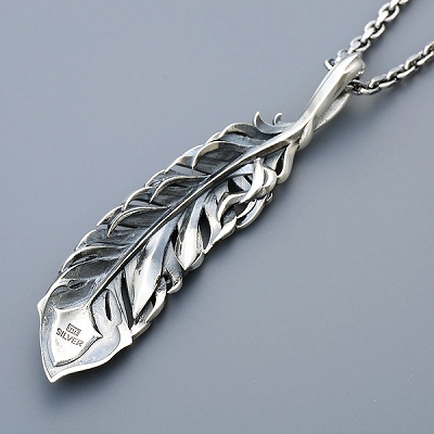 シルバーネックレス