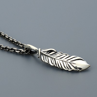 シルバーネックレス