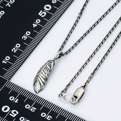 シルバーネックレス