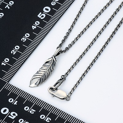 シルバーネックレス