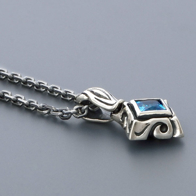 シルバーネックレス