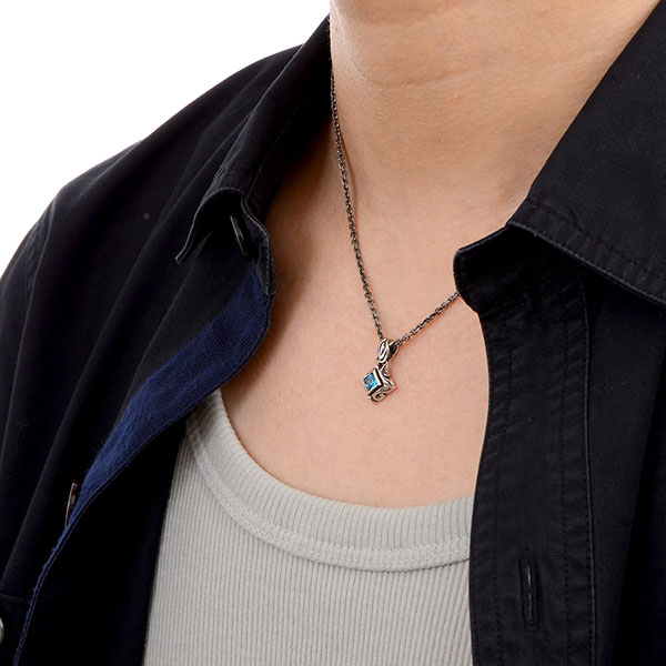 シルバーネックレス