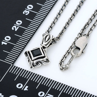 シルバーネックレス