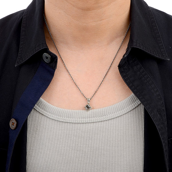 シルバーネックレス