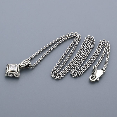 シルバーネックレス