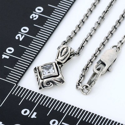 シルバーネックレス