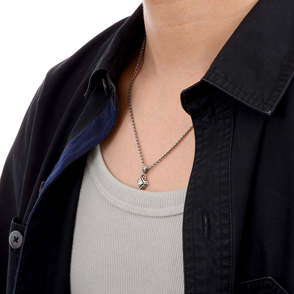 シルバーネックレス