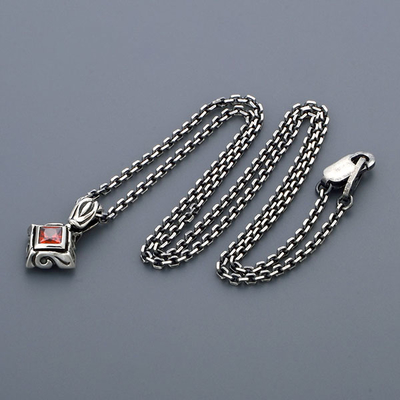 シルバーネックレス