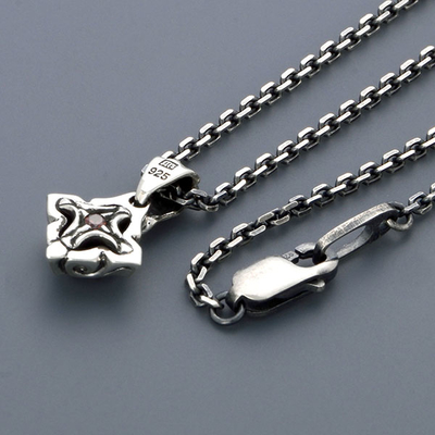 シルバーネックレス