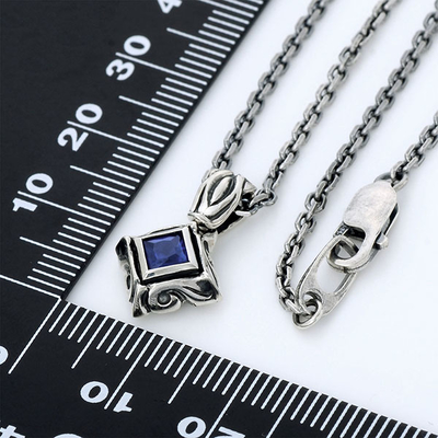 シルバーネックレス