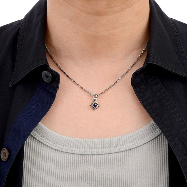 シルバーネックレス