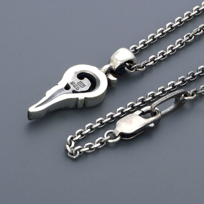 シルバーネックレス