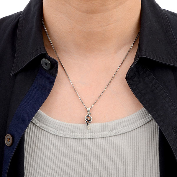 シルバーネックレス