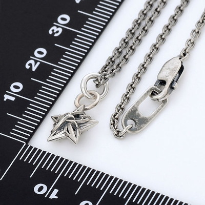 シルバーネックレス