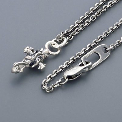 シルバーネックレス