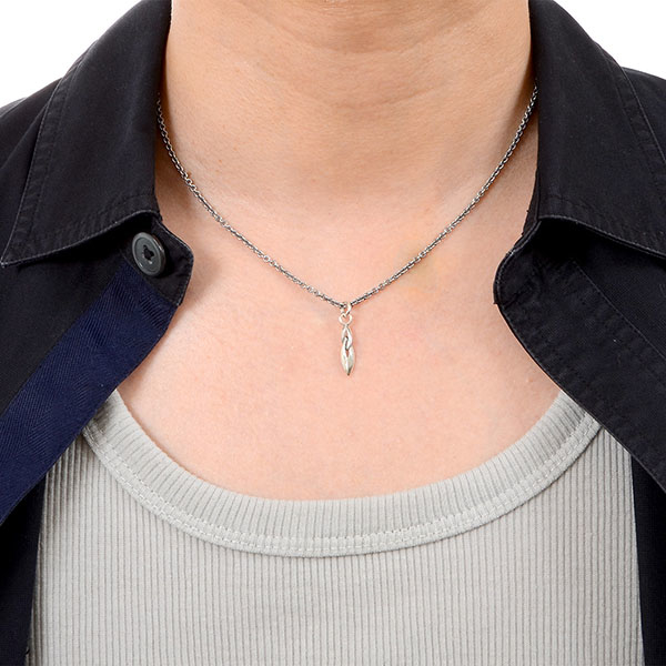 シルバーネックレス