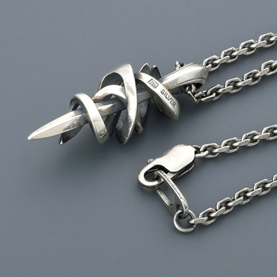 シルバーネックレス