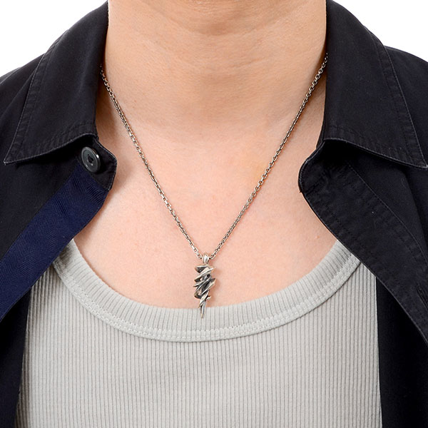 シルバーネックレス