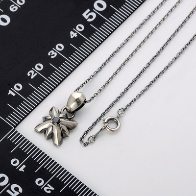 シルバーネックレス