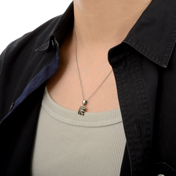 シルバーネックレス