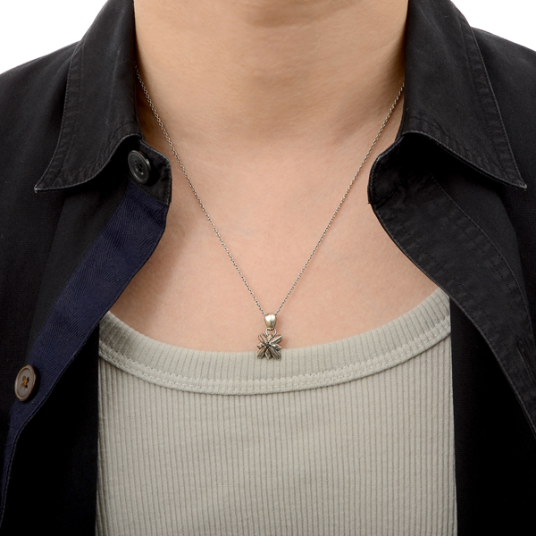 シルバーネックレス