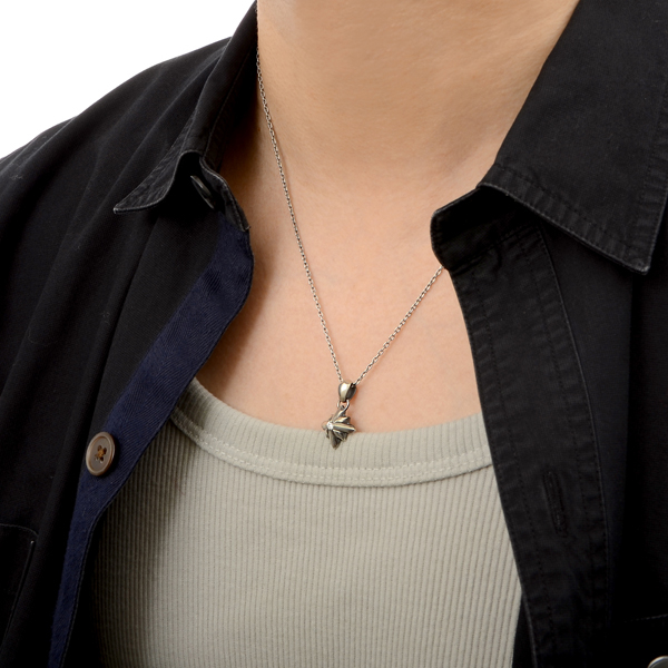 シルバーネックレス