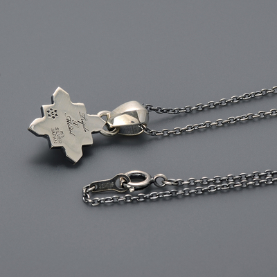 シルバーネックレス